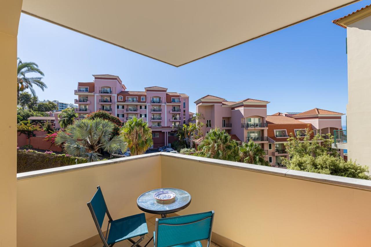 Atlantic Ocean View Apartment Funchal  Eksteriør billede